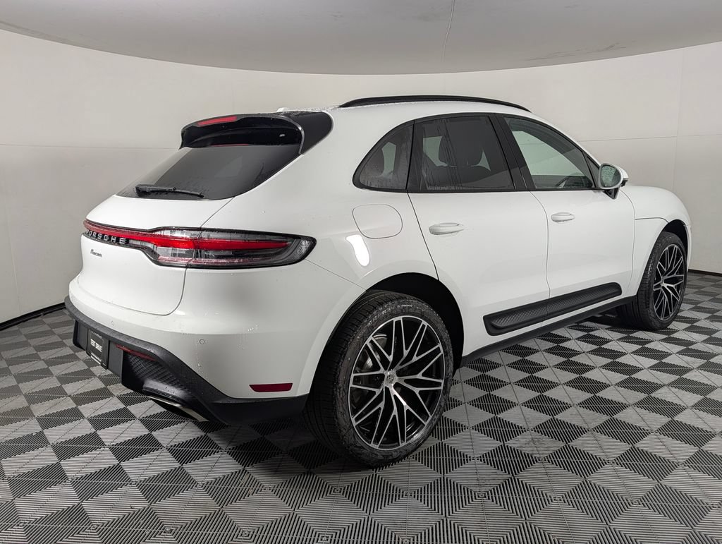 New 2026 Porsche Macan AWD/4WD image 7