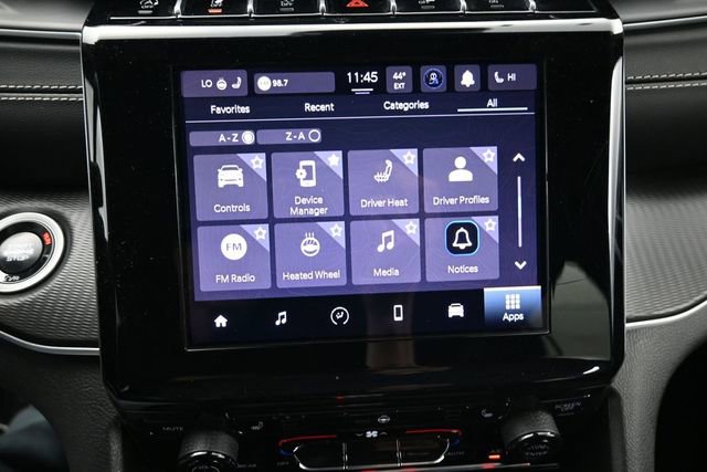 Used 2025 Jeep Grand Cherokee Altitude AWD/4WD image 27