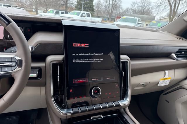New 2026 GMC Yukon XL Denali w/ Denali Reserve Package image 13