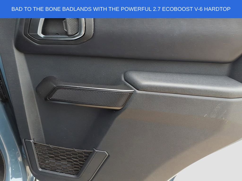 Used 2025 Ford Bronco Badlands image 12