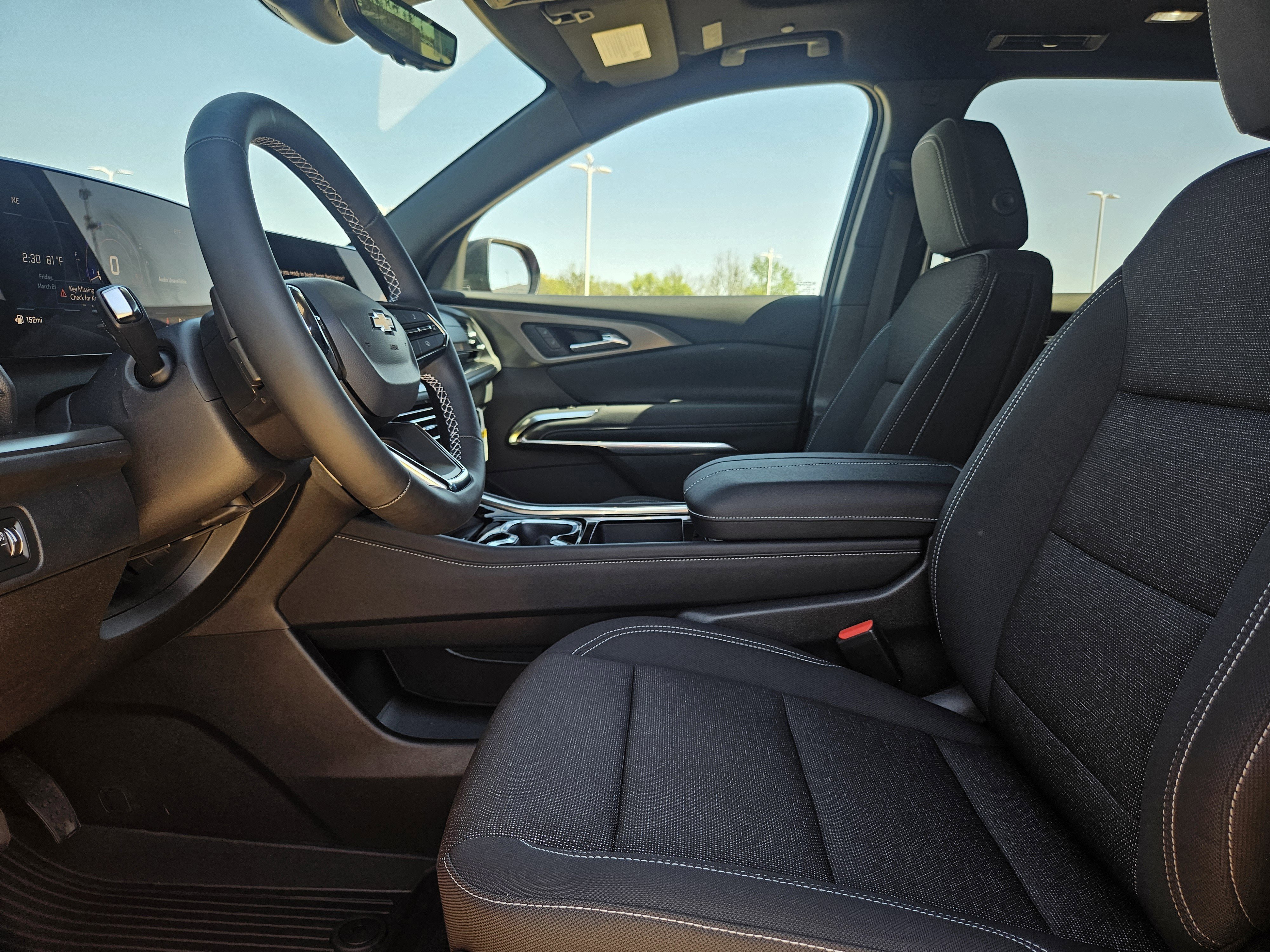 New 2026 Chevrolet Traverse LT w/ Sun and Wheel Package FWD image 8
