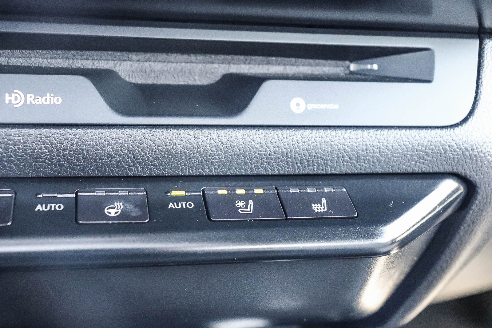 Used 2019 Lexus UX 250h AWD/4WD image 31