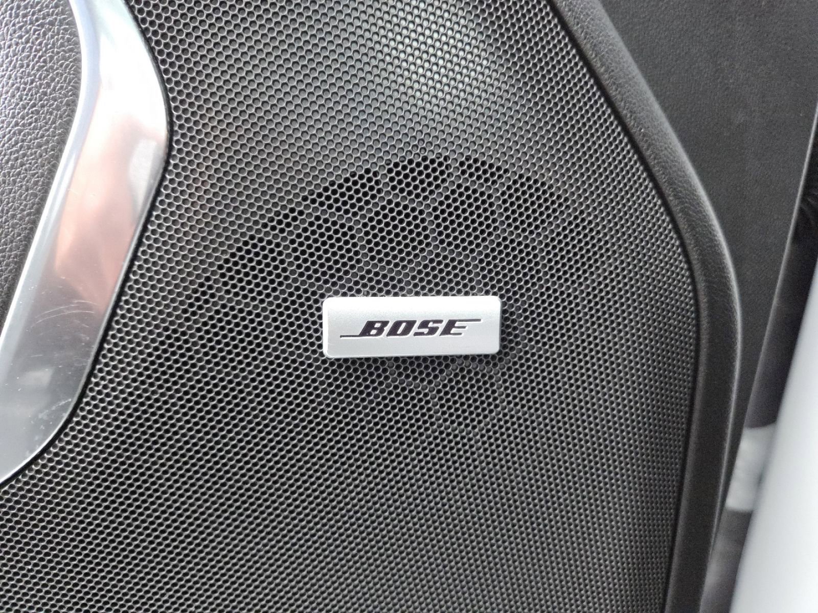 Used 2021 Chevrolet Tahoe Z71 w/ Z71 Signature Package image 12