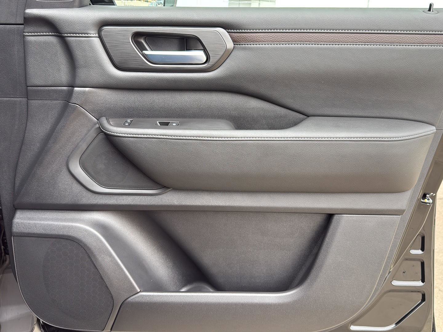 New 2026 Nissan Armada SL w/ Convenience Package image 39