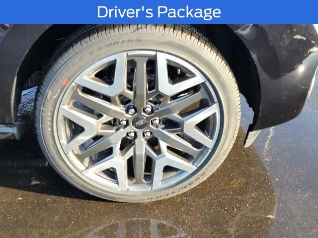 New 2025 Ford Expedition Max Platinum w/ Platinum Ultimate Package image 17