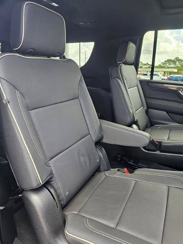 New 2026 GMC Yukon XL Elevation w/ Elevation Premium Package AWD/4WD image 30