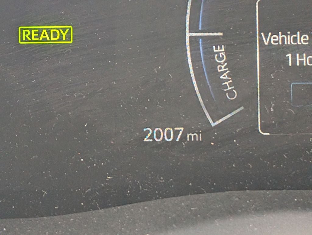 Used 2026 Toyota Camry SE FWD image 3