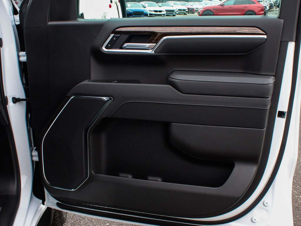 Used 2026 GMC Sierra 1500 Elevation w/ Elevation Select Package RWD image 11