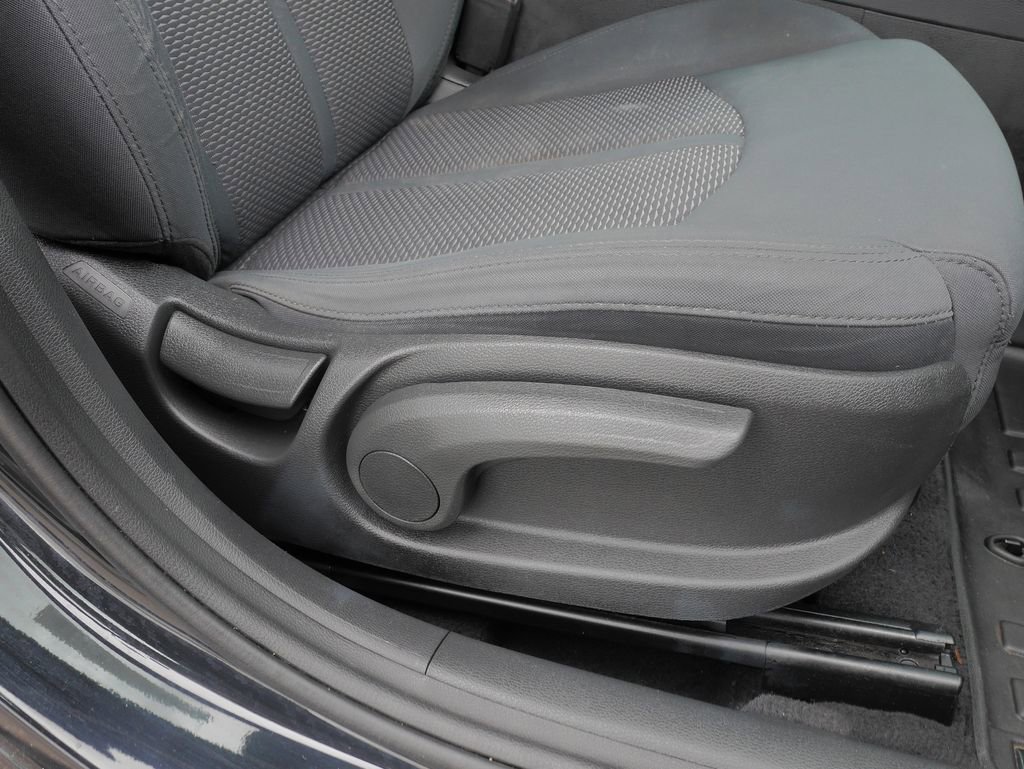 Used 2019 Hyundai Sonata SE w/ Cargo Package FWD image 13
