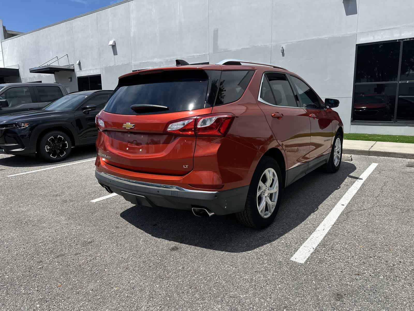 Used 2020 Chevrolet Equinox LT FWD image 8