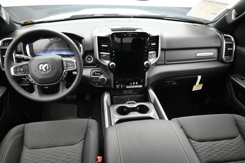 Used 2025 RAM 1500 Big Horn RWD image 15