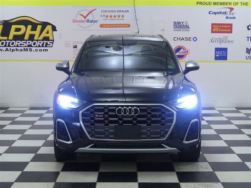 Used 2022 Audi SQ5 Premium Plus w/ Premium Plus Package image 2