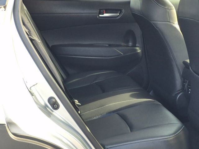 Used 2024 Toyota Corolla Cross XLE image 19