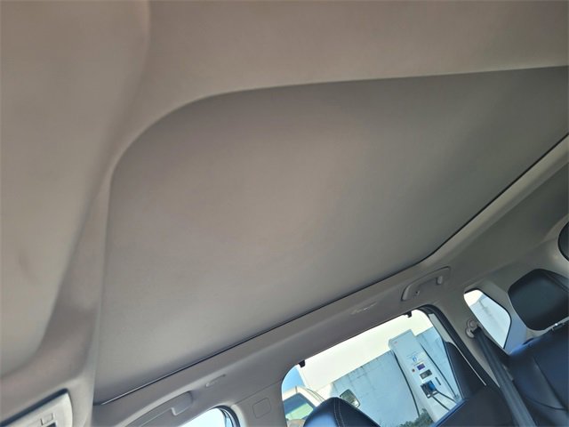 Used 2023 Nissan Rogue SL w/ SL Premium Package image 21