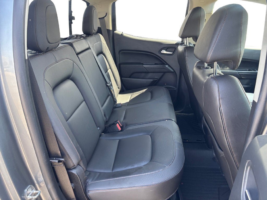Certified 2022 GMC Canyon AT4 w/ Driver Alert Package AWD/4WD image 18