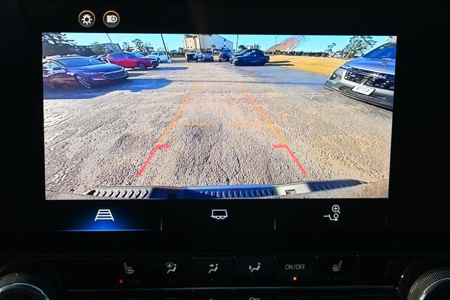 Used 2024 Chevrolet Colorado LT w/ LT Convenience Package II image 20