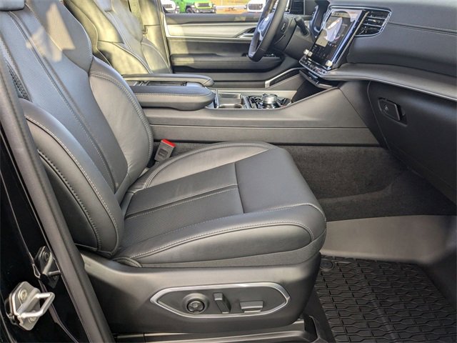 New 2025 Jeep Wagoneer Series II image 33