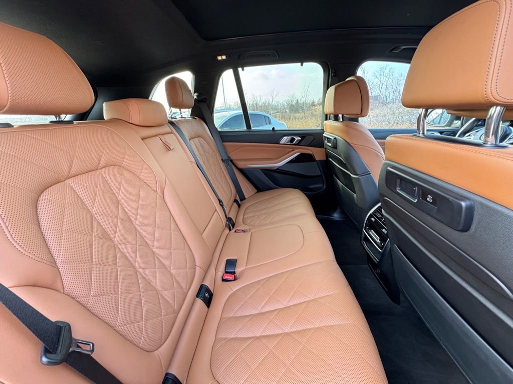 Used 2023 BMW X5 M50i w/ Executive Package image 26