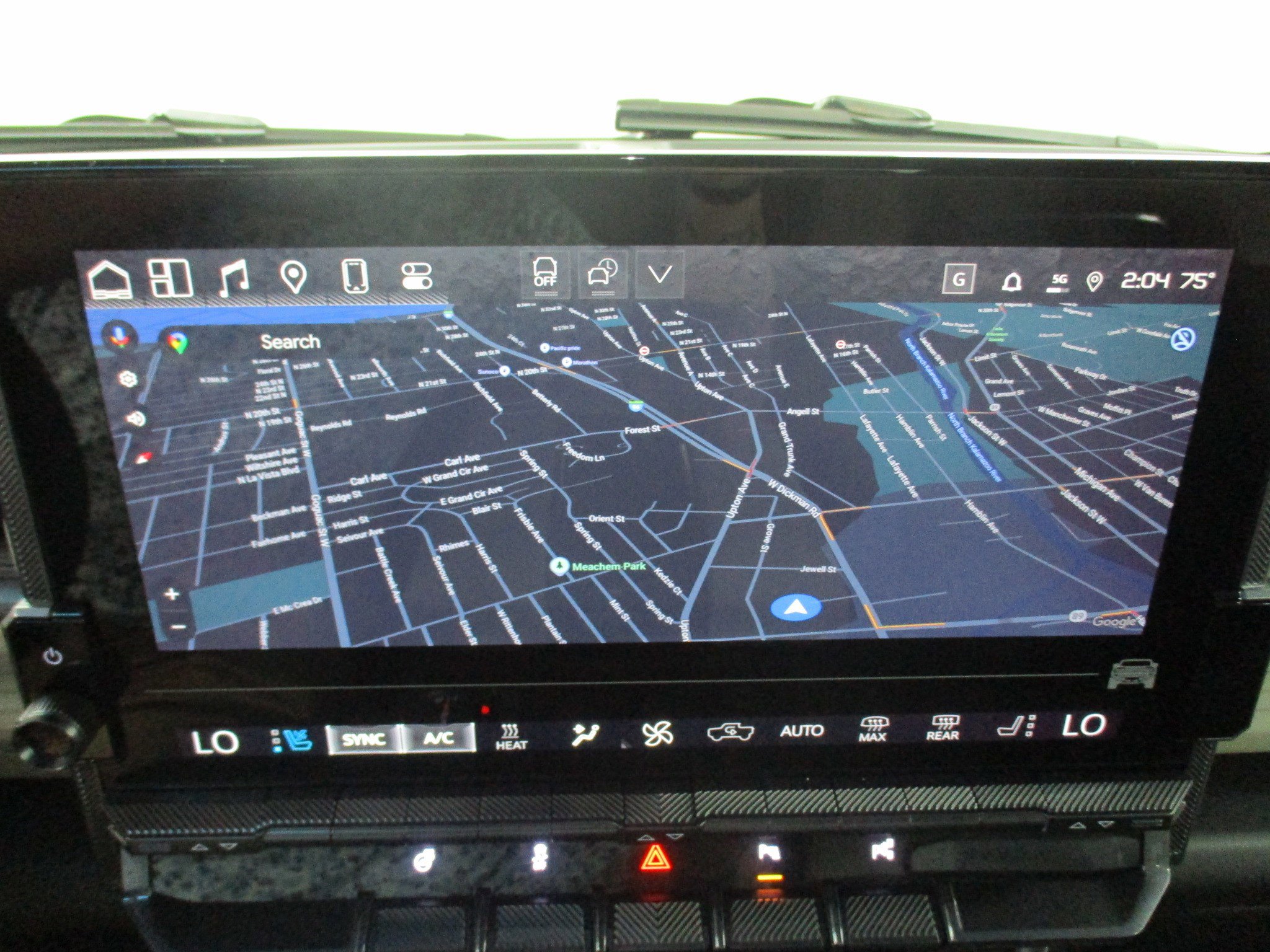 New 2026 GMC Hummer EV 2X w/ LPO, Dark Essentials Package image 27