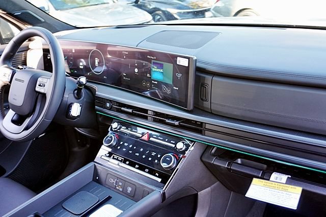 New 2026 Hyundai Santa Fe Calligraphy AWD/4WD image 13