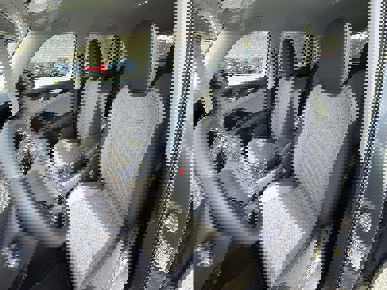 Used 2025 Volkswagen Tiguan S image 24