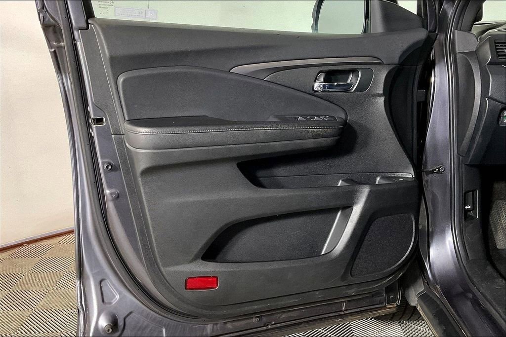 Used 2021 Honda Passport Sport image 22