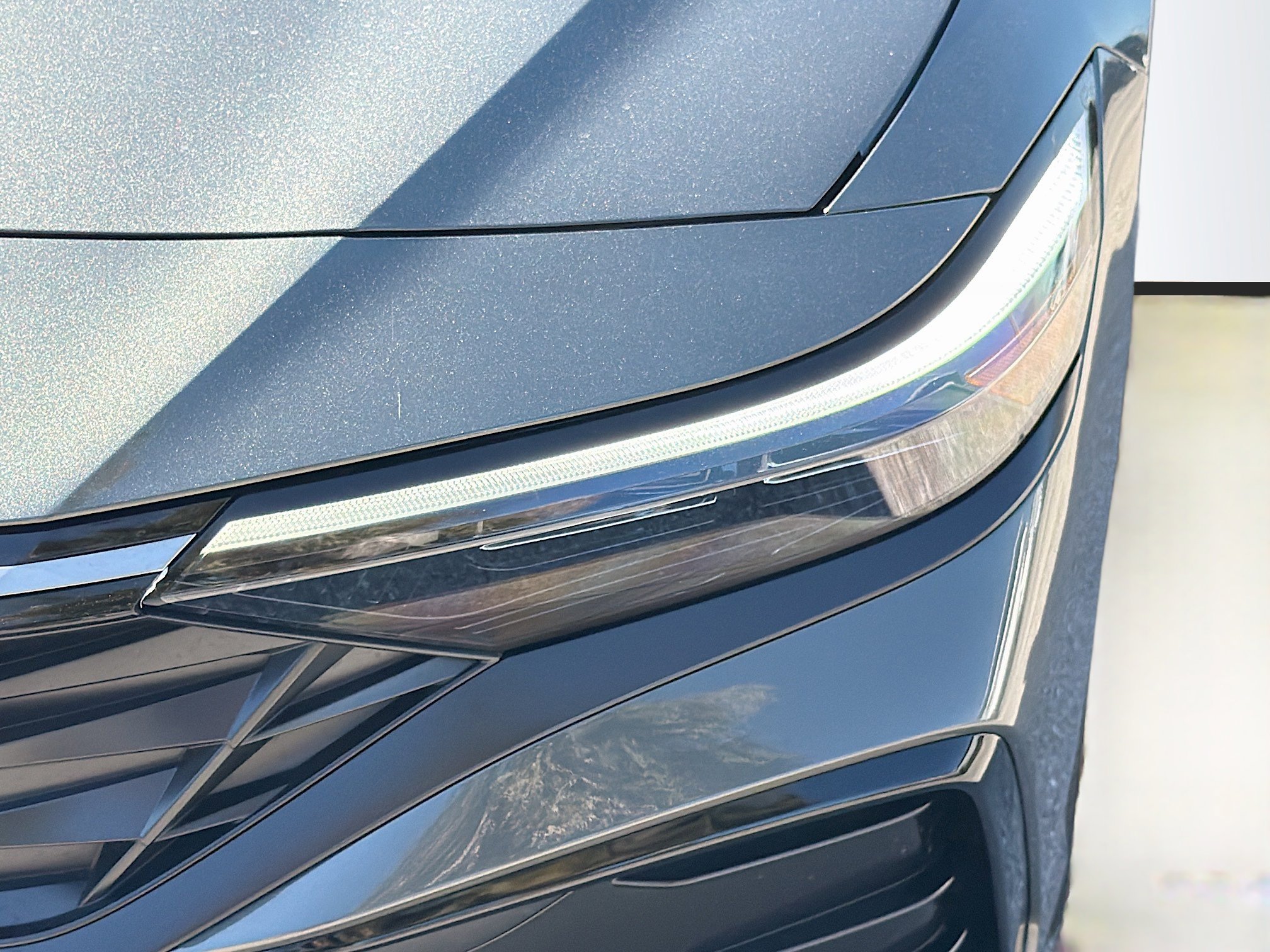 Used 2025 Hyundai Elantra Limited image 9