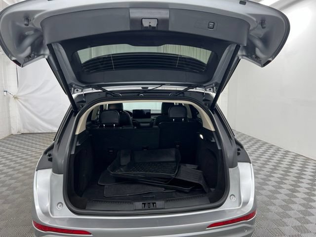 Certified 2023 Lincoln Corsair AWD w/ Equipment Group 101A image 8
