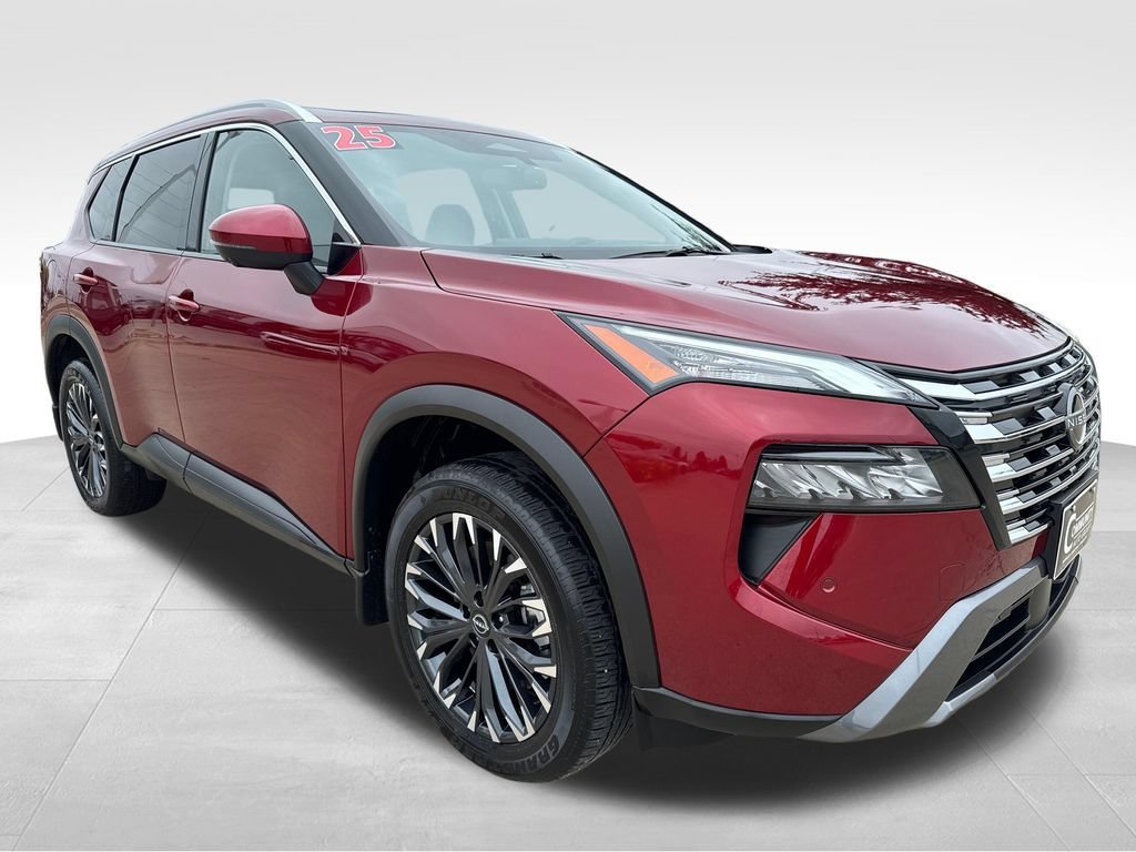 Used 2025 Nissan Rogue SL w/ Tech Package AWD/4WD image 8