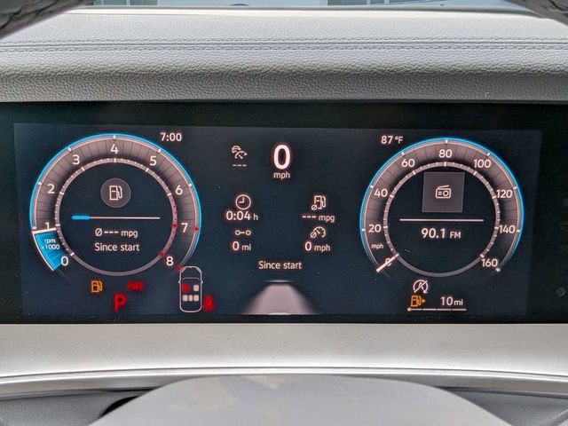 New 2026 Volkswagen Tiguan SE R-Line FWD image 28