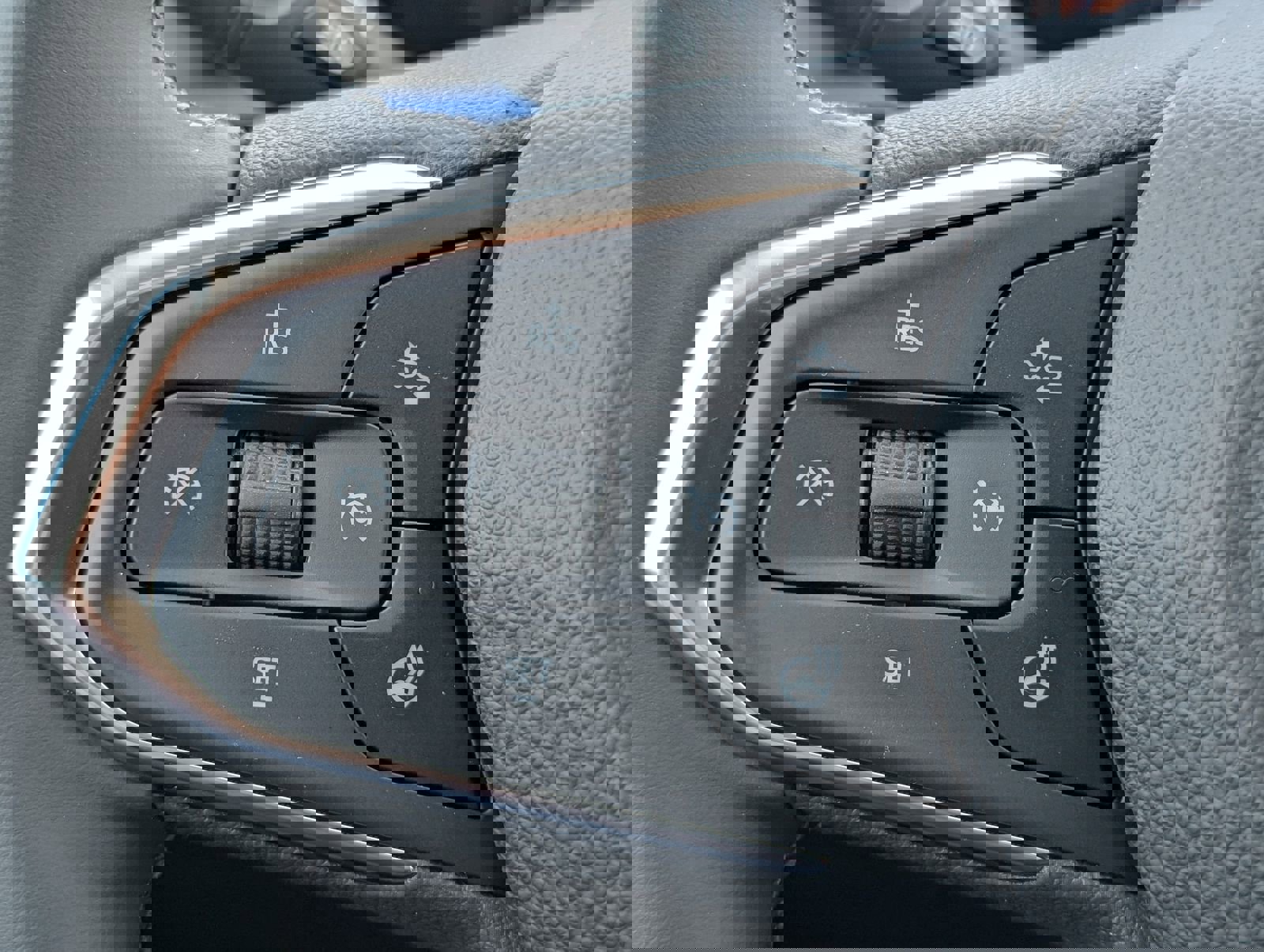 New 2026 Chevrolet Trax LT image 14