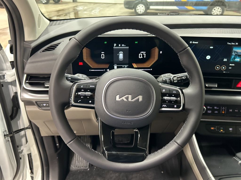 New 2026 Kia Carnival image 13