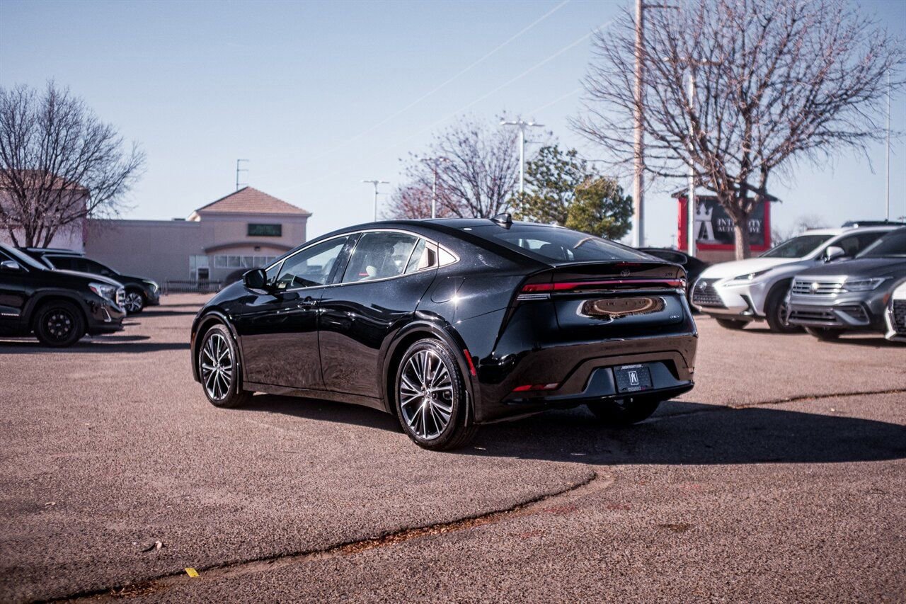 Used 2024 Toyota Prius XLE image 5