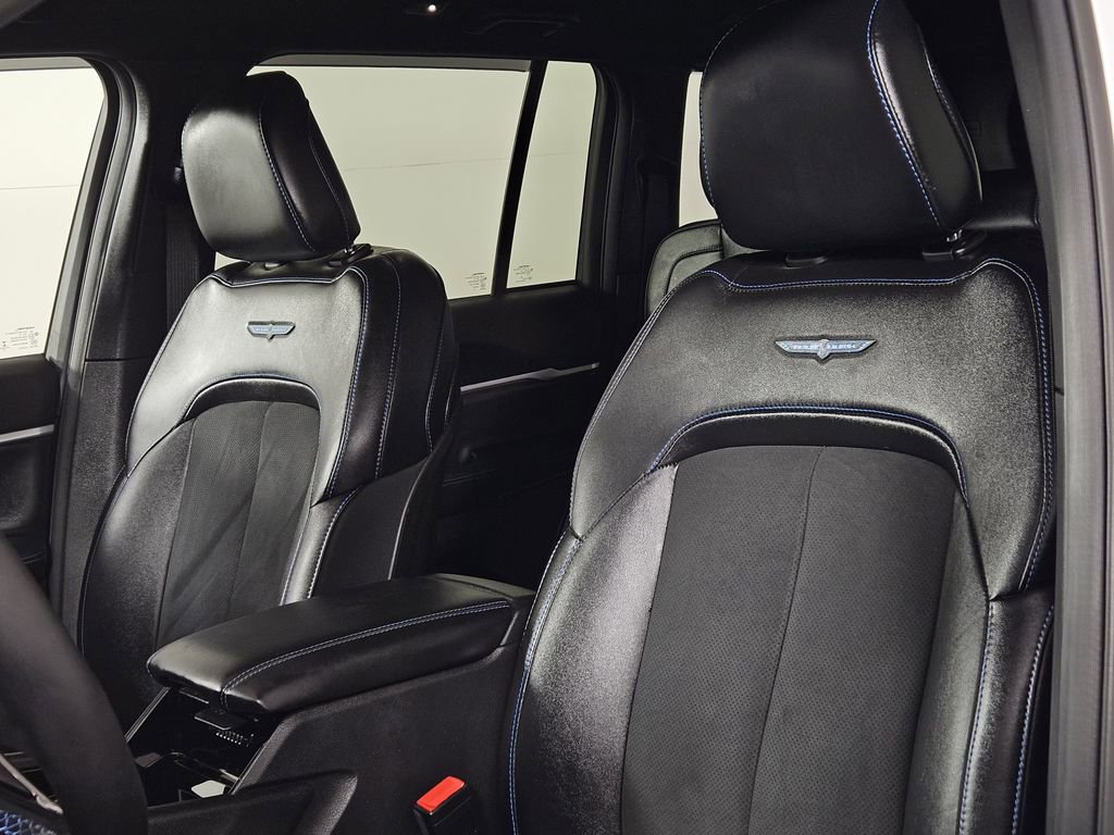 Used 2022 Jeep Grand Cherokee Trailhawk image 19