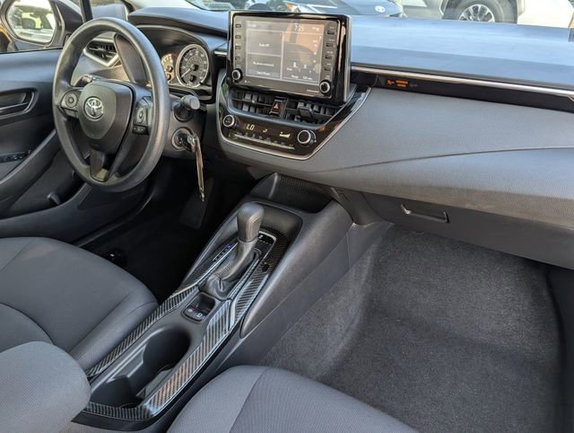 Certified 2022 Toyota Corolla LE image 29
