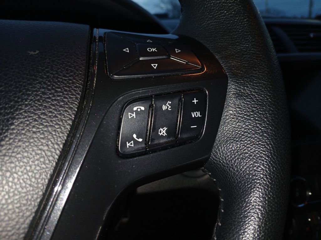 Used 2019 Ford Explorer XLT w/ XLT Sport Appearance Package image 19