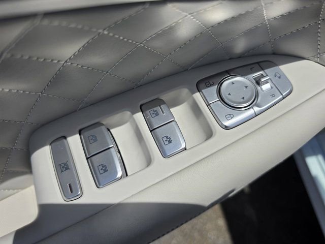 Used 2025 Genesis G70 3.3T Advanced w/ Sport Prestige Package RWD image 19