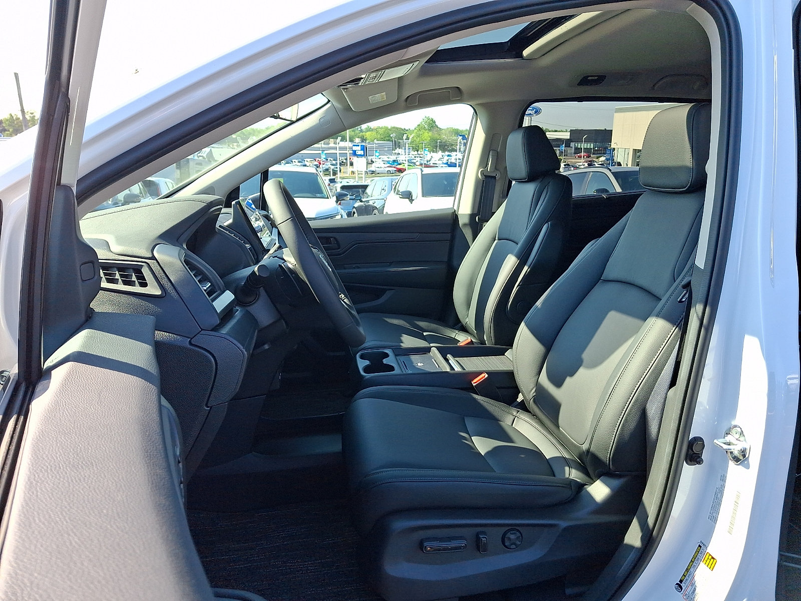 New 2026 Honda Odyssey EX-L image 6