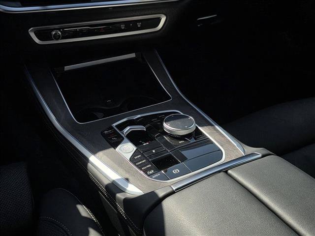 Used 2025 BMW X5 xDrive40i AWD/4WD image 23