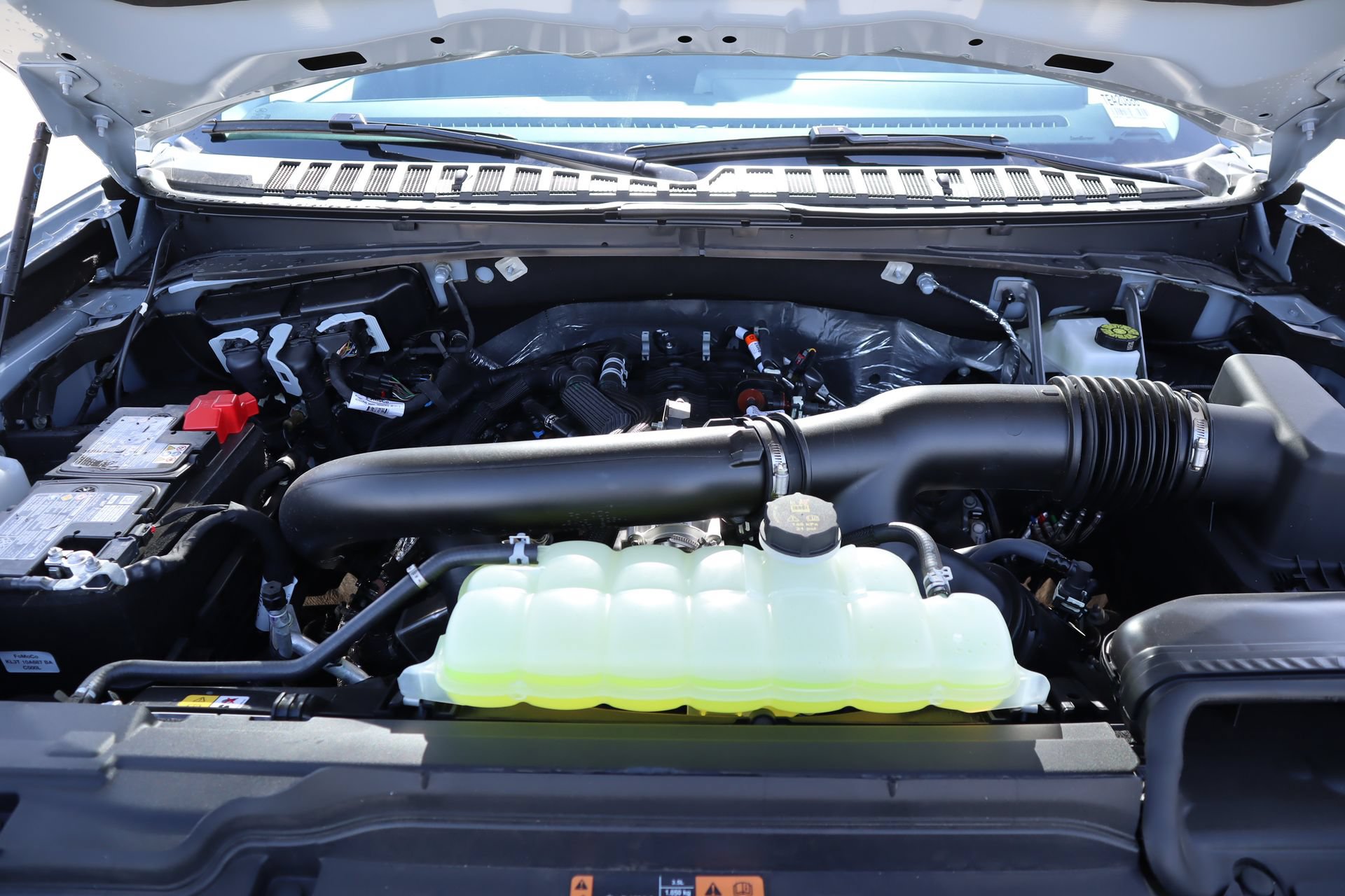 New 2026 Ford Expedition Active AWD/4WD image 24