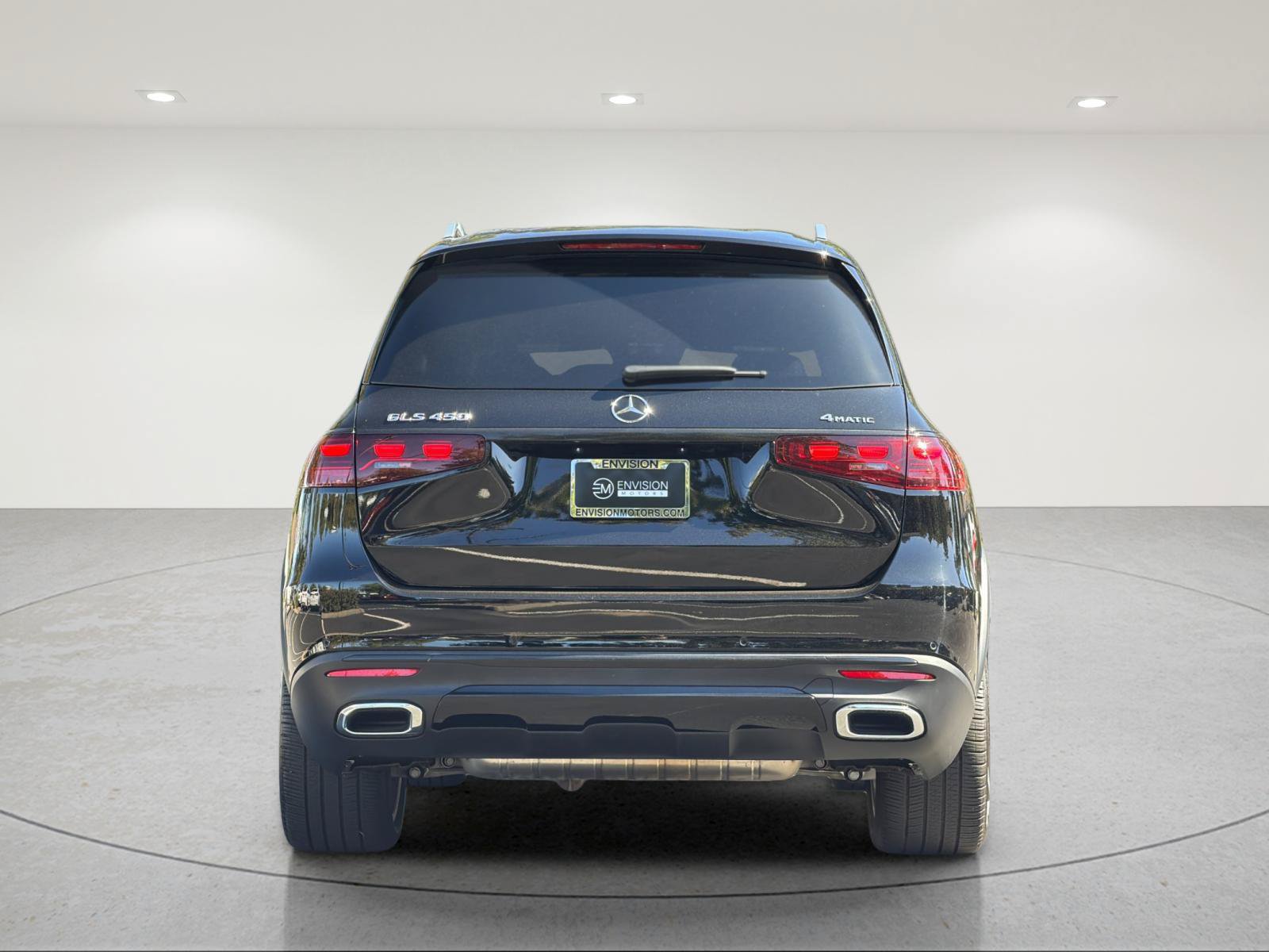 Used 2024 Mercedes-Benz GLS 450 4MATIC image 4