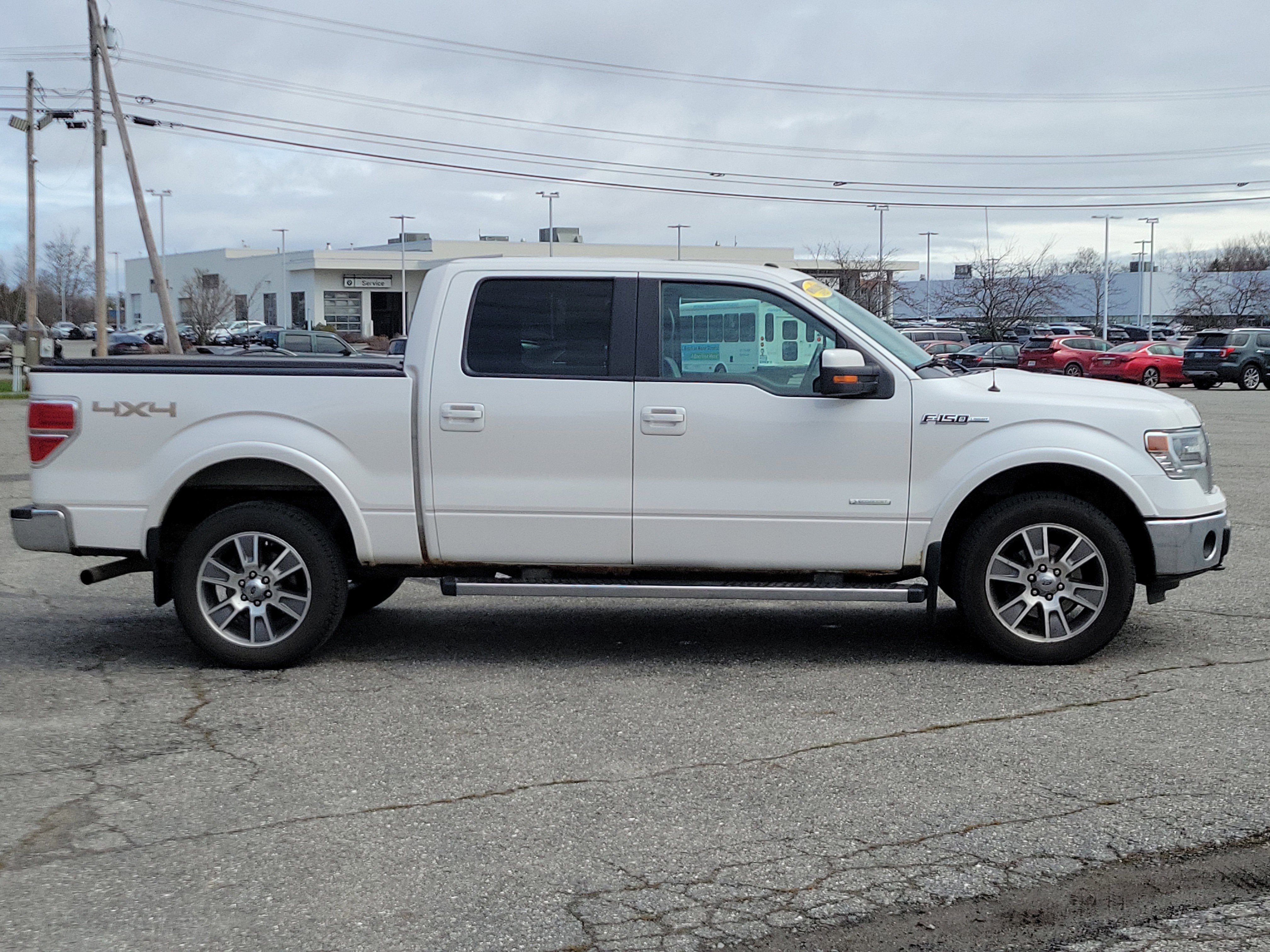 Used 2014 Ford F150 Lariat w/ Equipment Group 502A Luxury image 4