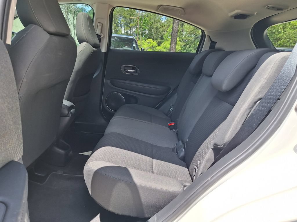 Used 2022 Honda HR-V EX image 10