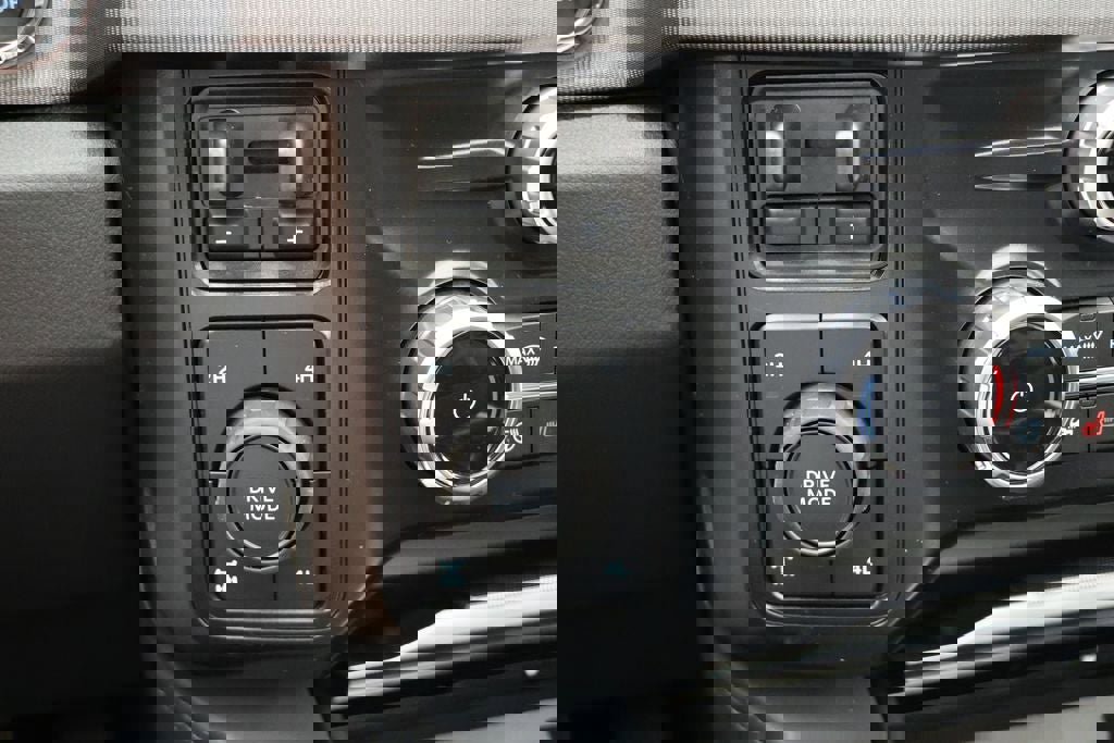 New 2026 Ford F250 Platinum image 27