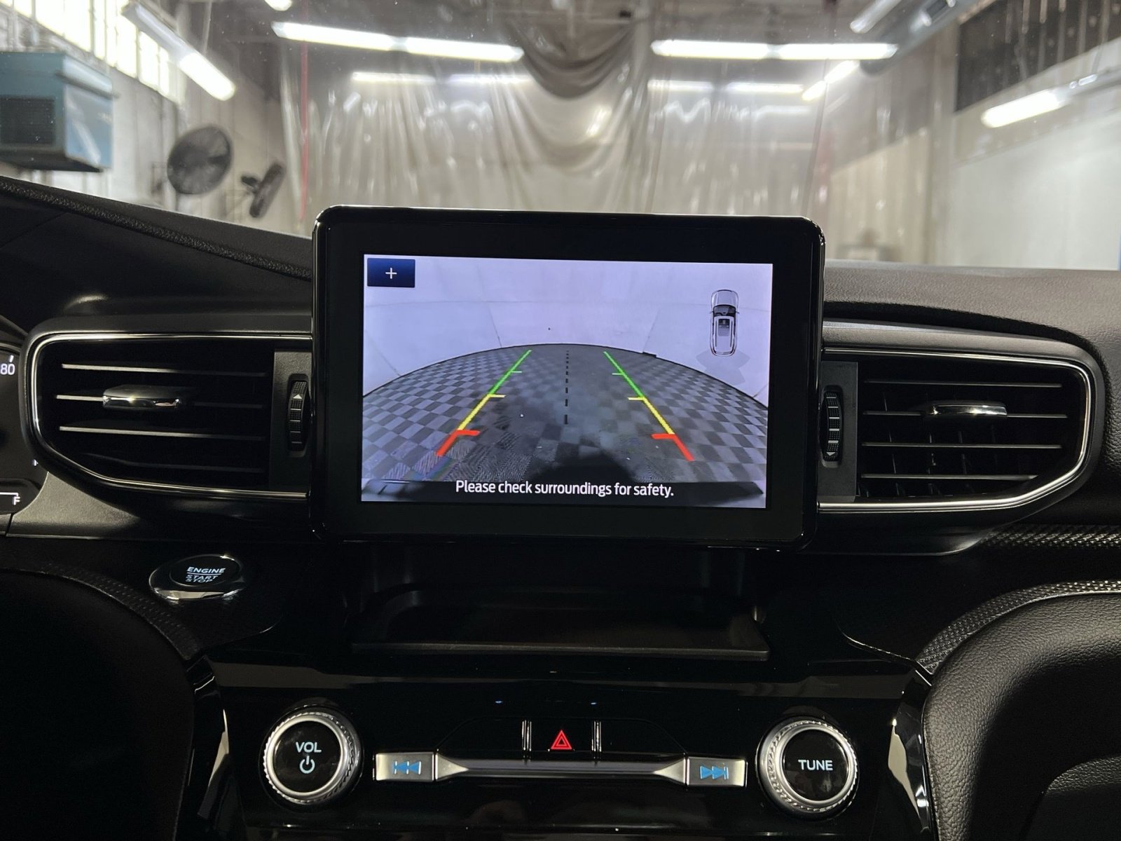 Used 2023 Ford Explorer ST-Line w/ Class IV Trailer Tow Package AWD/4WD image 19