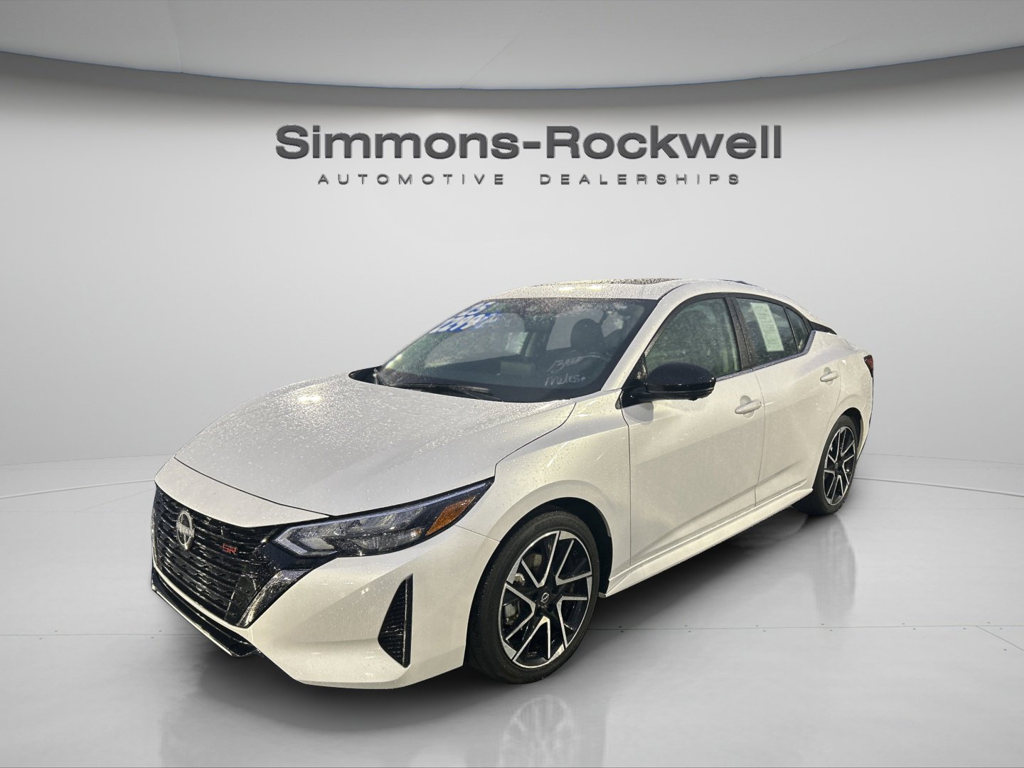 Used 2025 Nissan Sentra SR w/ SR Premium Package image 7