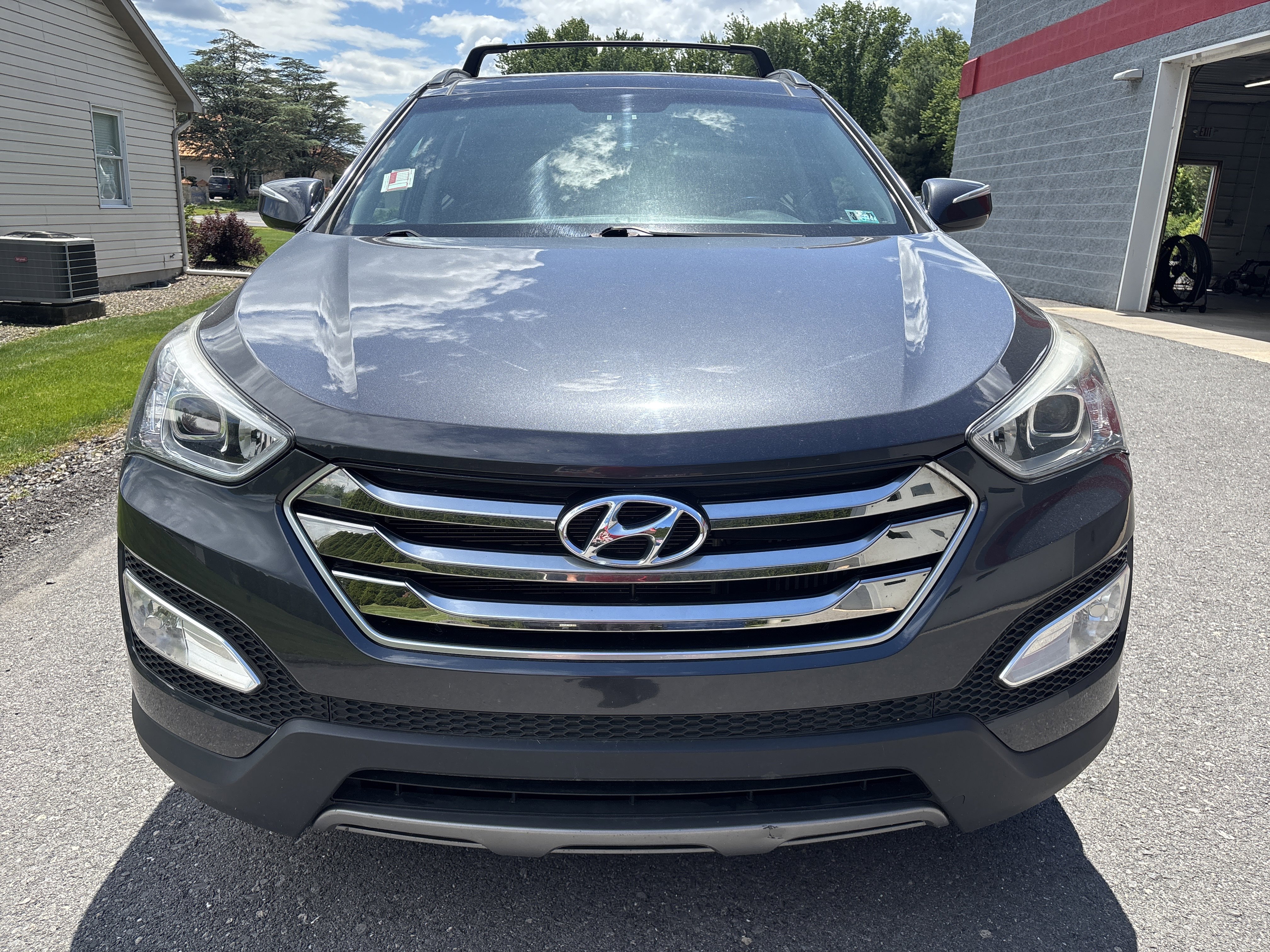 Used 2015 Hyundai Santa Fe Sport 2.0T w/ Option Group 05 AWD/4WD image 9