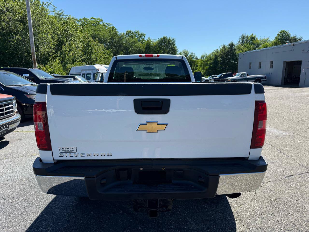 Used 2011 Chevrolet Silverado 2500 W/T w/ Snow Plow Prep Package AWD/4WD image 10