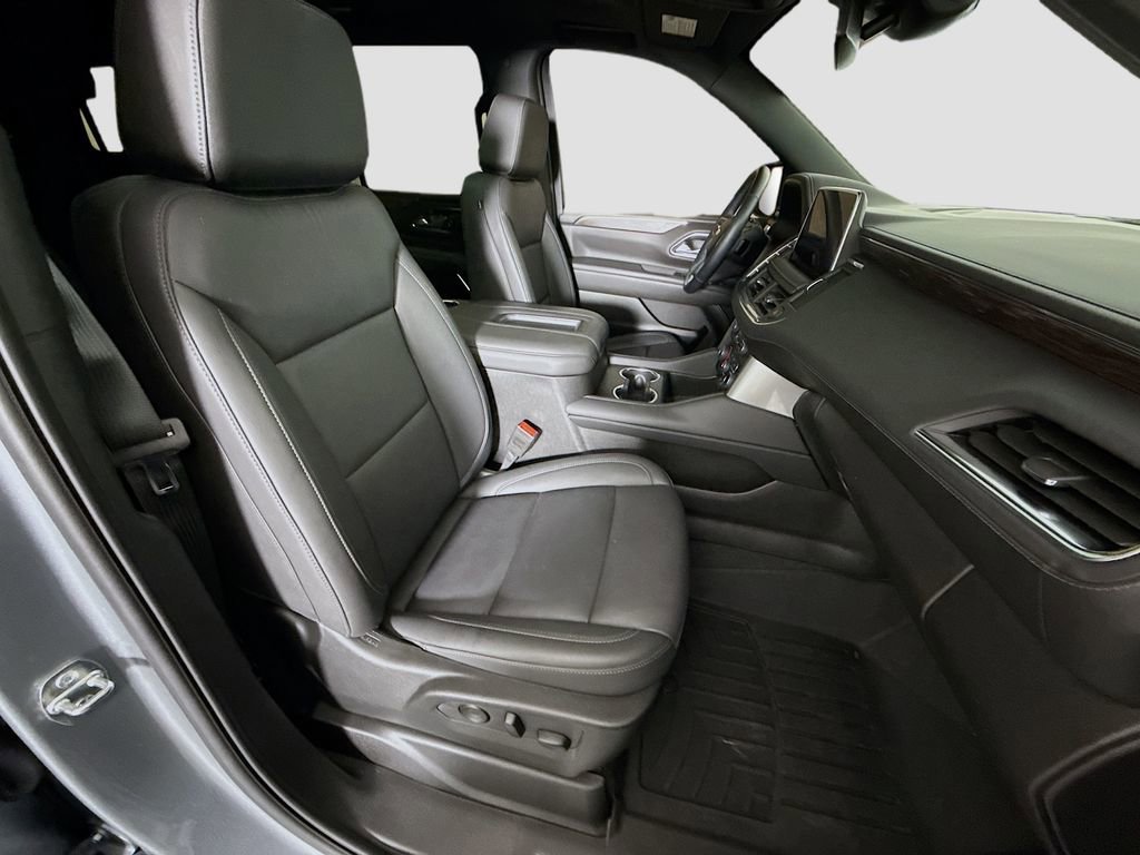 Used 2024 Chevrolet Tahoe LT w/ LT Signature Plus Package image 30