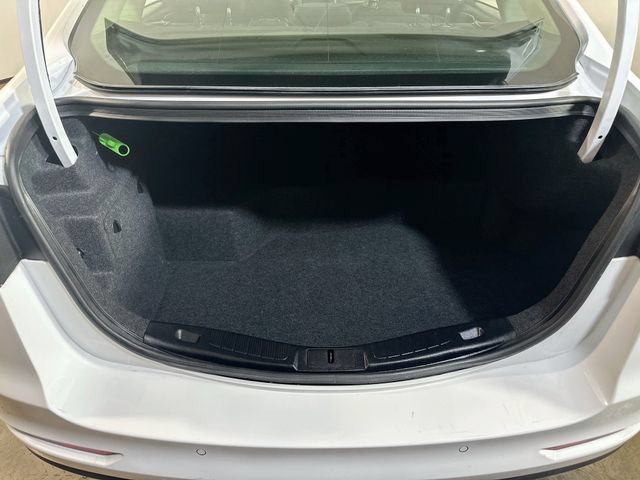 Used 2020 Ford Fusion SE FWD image 10
